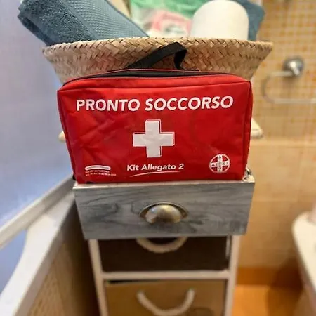 Romantico Centro Storico Con Parcheggio Comodo Апартаменты