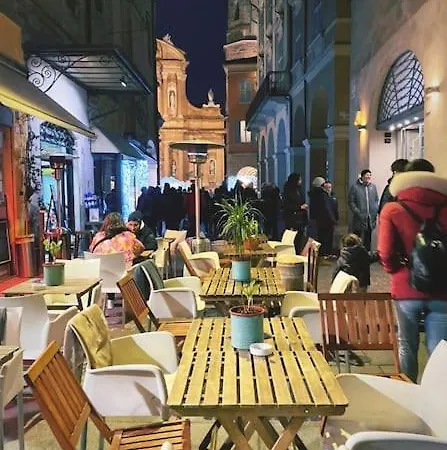 Romantico Centro Storico Con Parcheggio Comodo * Реджонель-Эмилия