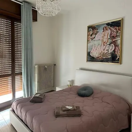 Romantico Centro Storico Con Parcheggio Comodo Apartment